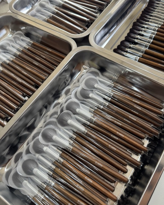 Brush Studio OEM manufacturing